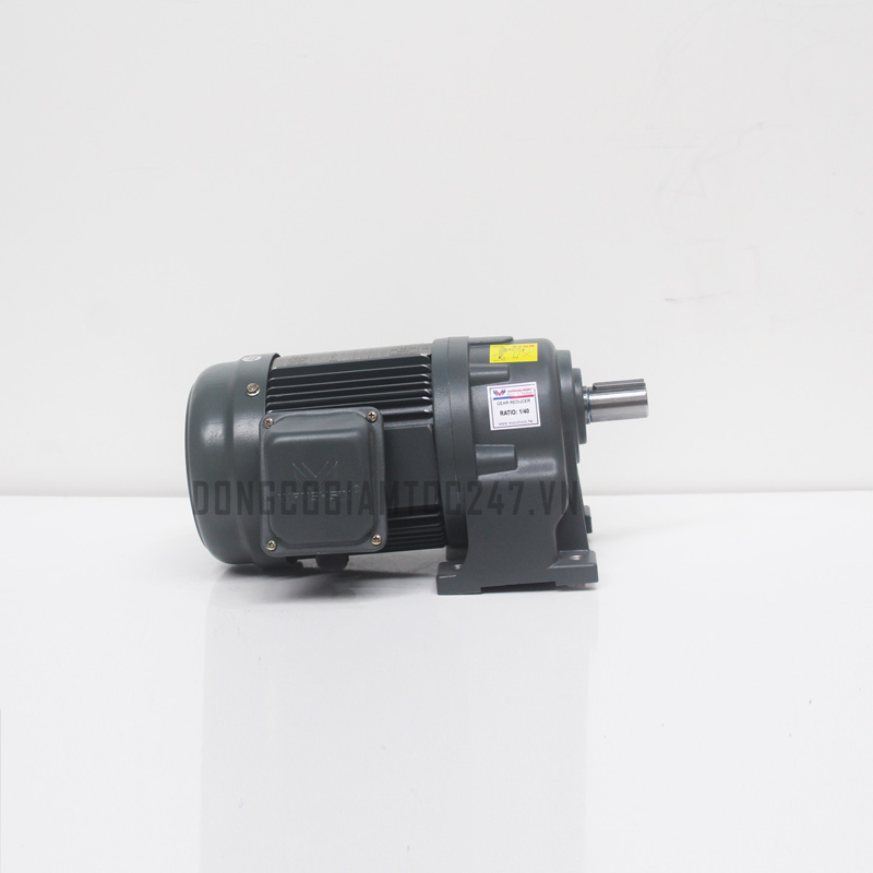 Motor giảm tốc chân đế 0.4KW 1/2HP 
